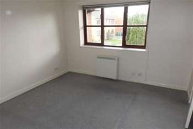  Image of 2 bedroom Detached house to rent in Tagore Close Manchester M13 at Manchester, M13 0YS