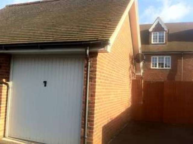  Image of 4 bedroom Town House to rent in The Squires Pease Pottage Crawley RH11 at The Squires Pease Pottage Crawley, RH11 9BU