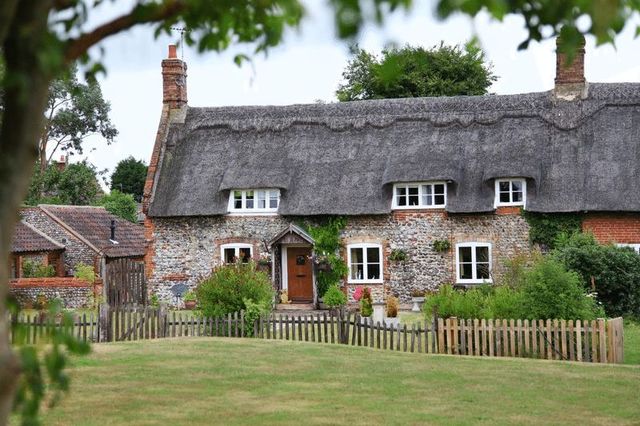  Image of 4 bedroom Cottage for sale in The Green Thorpe Market Norwich NR11 at The Green Thorpe Market Norwich, NR11 8TL