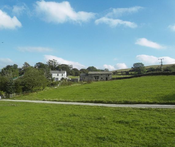  Image of 3 bedroom Cottage for sale in Frostrow Lane Sedbergh LA10 at Frostrow Lane  Sedbergh, LA10 5JU