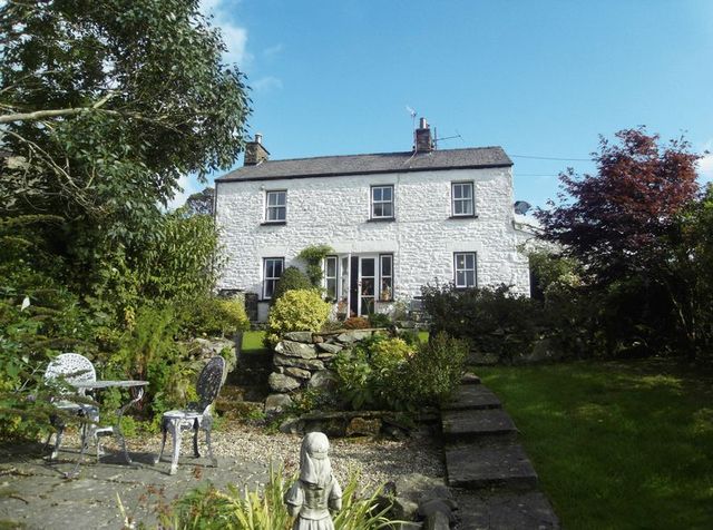  Image of 3 bedroom Cottage for sale in Frostrow Lane Sedbergh LA10 at Frostrow Lane  Sedbergh, LA10 5JU