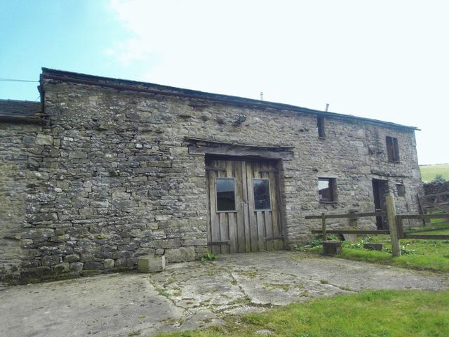  Image of 3 bedroom Cottage for sale in Frostrow Lane Sedbergh LA10 at Frostrow Lane  Sedbergh, LA10 5JU