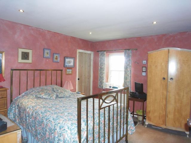  Image of 3 bedroom Cottage for sale in Frostrow Lane Sedbergh LA10 at Frostrow Lane  Sedbergh, LA10 5JU