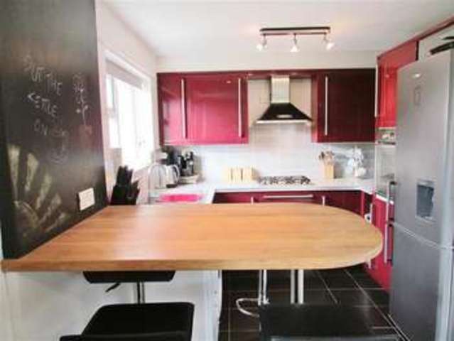  Image of 2 bedroom Flat for sale in Worthington Way Wantage OX12 at Wantage, OX12 9HR