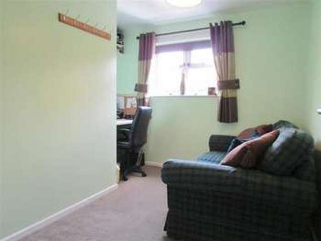  Image of 2 bedroom Flat for sale in Worthington Way Wantage OX12 at Wantage, OX12 9HR