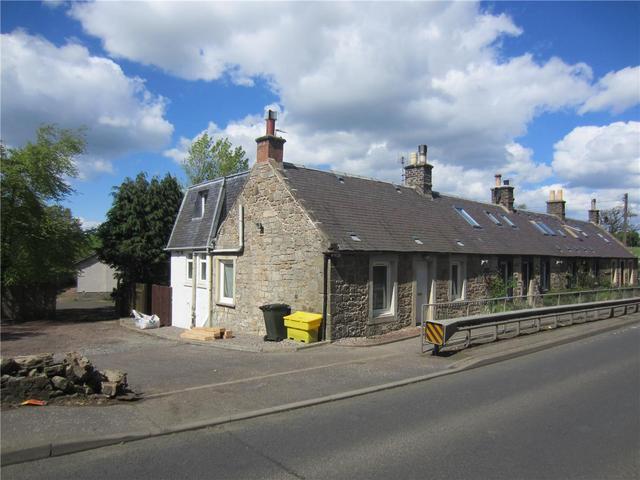  Image of 3 bedroom Cottage to rent in Main Street Kirknewton EH27 at Dalmahoy Kirknewton West Lothian, EH27 8EB