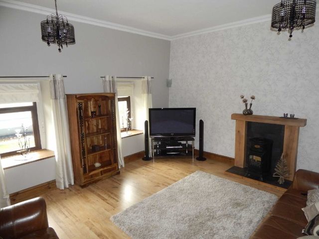  Image of 3 bedroom Cottage for sale in Pyle Road Pyle Bridgend CF33 at Pyle Road Pyle Pyle, CF33 6AE