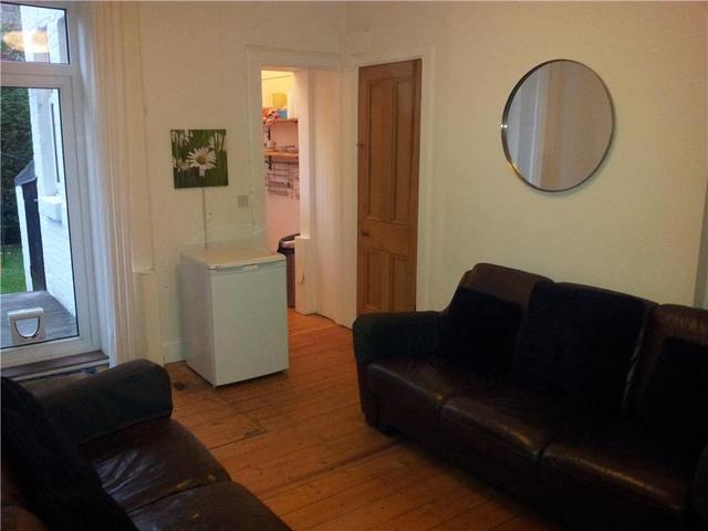  Image of 2 bedroom Terraced house to rent in Cornhill Terrace Edinburgh EH6 at Restalrig Edinburgh Edinburgh, EH6 8EJ
