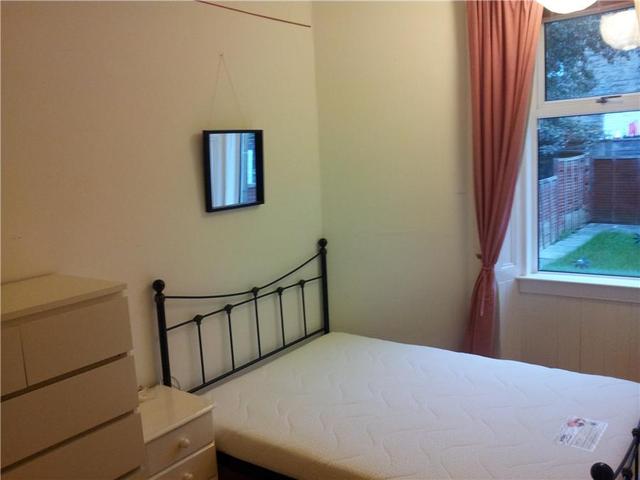  Image of 2 bedroom Terraced house to rent in Cornhill Terrace Edinburgh EH6 at Restalrig Edinburgh Edinburgh, EH6 8EJ