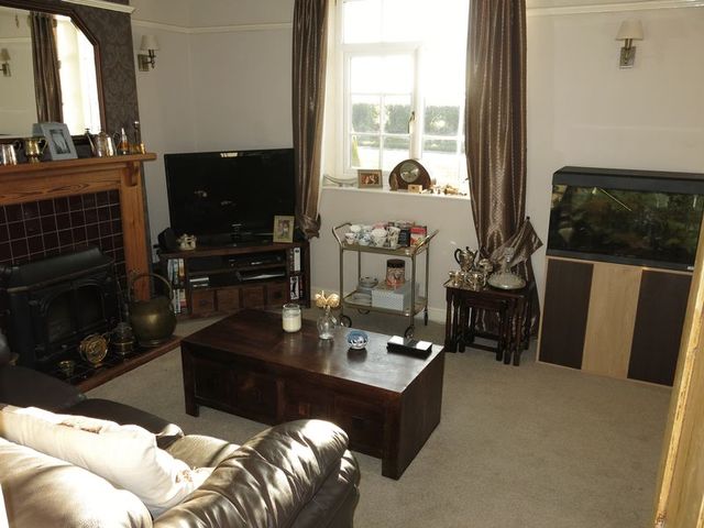  Image of 3 bedroom Cottage for sale in Wellhead Lane Nocton Lincoln LN4 at Wellhead Lane Nocton Nocton, LN4 2BW