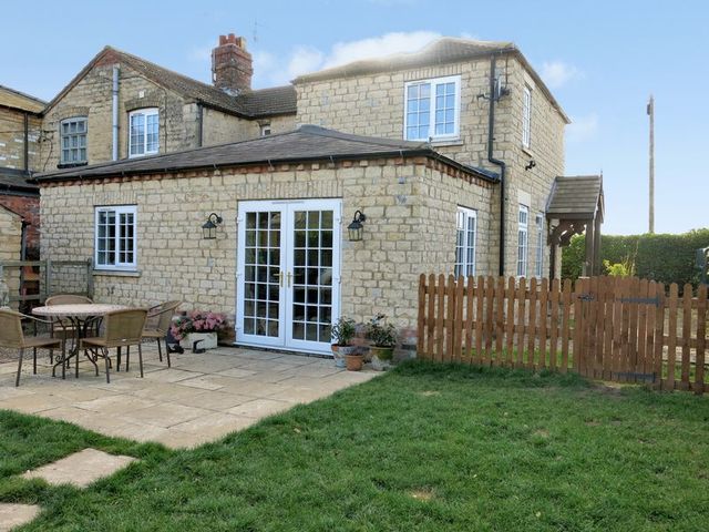  Image of 3 bedroom Cottage for sale in Wellhead Lane Nocton Lincoln LN4 at Wellhead Lane Nocton Nocton, LN4 2BW