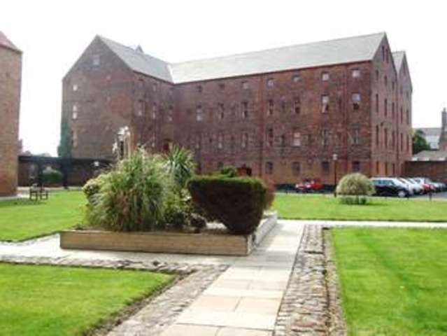  Image of 2 bedroom Apartment for sale in High Street Hull HU1 at High Street  Hull, HU1 1NH
