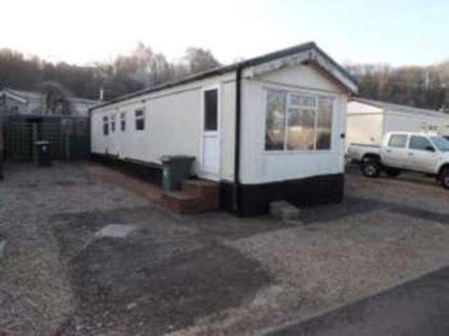  Image of 1 bedroom Detached house for sale in Littleworth Park Littleworth Oxford OX33 at Littleworth Oxford Wheatley, OX33 1TT
