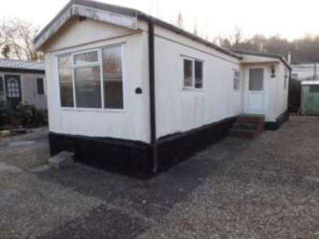  Image of 1 bedroom Detached house for sale in Littleworth Park Littleworth Oxford OX33 at Littleworth Oxford Wheatley, OX33 1TT