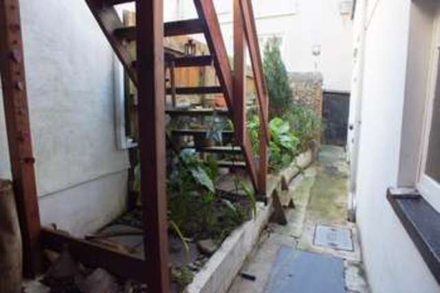  Image of 4 bedroom Terraced house for sale in Trafalgar Road Tenby SA70 at Tenby Pembrokeshire Tenby, SA70 7DN