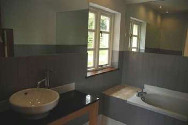  Image of 3 bedroom Cottage to rent in Harewood Road Calstock PL18 at Harewood Road  Calstock, PL18 9QN