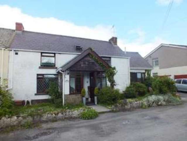  Image of 3 bedroom Detached house for sale in Ridgeway Close Saundersfoot SA69 at Saundersfoot Pembrokeshire Saundersfoot, SA69 9LP