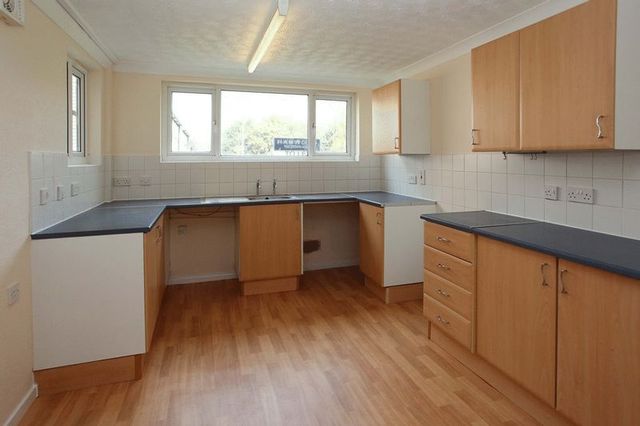  Image of 3 bedroom Terraced house to rent in Wantage Telford TF7 at Wantage Woodside Telford, TF7 5PF