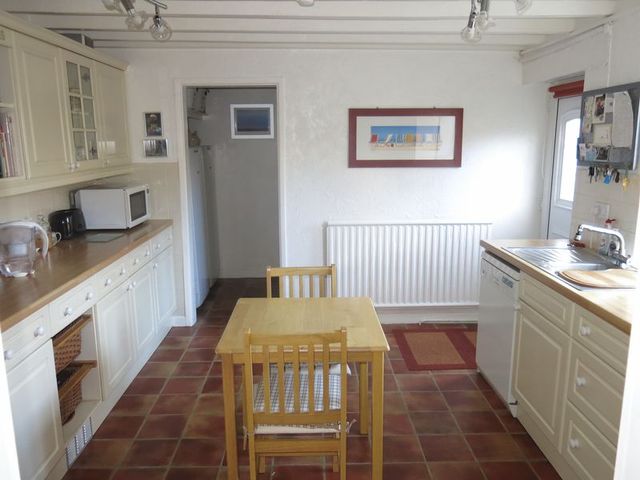  Image of 4 bedroom Cottage for sale in Silver Street Branston Lincoln LN4 at Silver Street Branston Branston, LN4 1LR