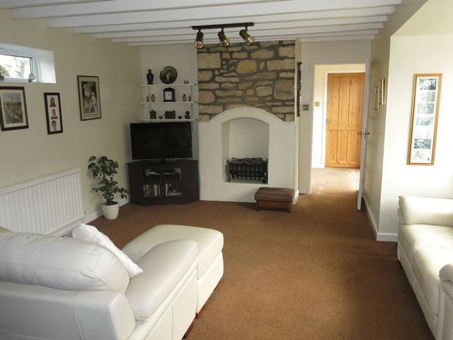  Image of 4 bedroom Cottage for sale in Silver Street Branston Lincoln LN4 at Silver Street Branston Branston, LN4 1LR