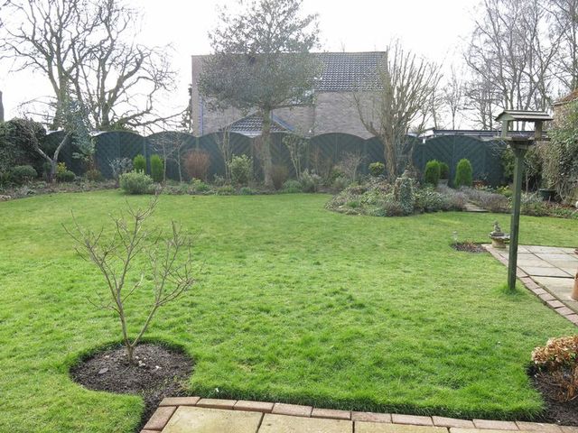  Image of 4 bedroom Cottage for sale in Silver Street Branston Lincoln LN4 at Silver Street Branston Branston, LN4 1LR