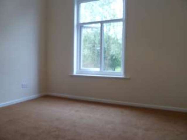  Image of 2 bedroom Terraced house to rent in Corporation Street Chorley PR6 at Corporation Street  Chorley, PR6 0DL