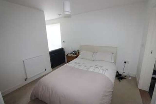 1 Bedroom Flat To Rent In Suttones Place Southampton So15