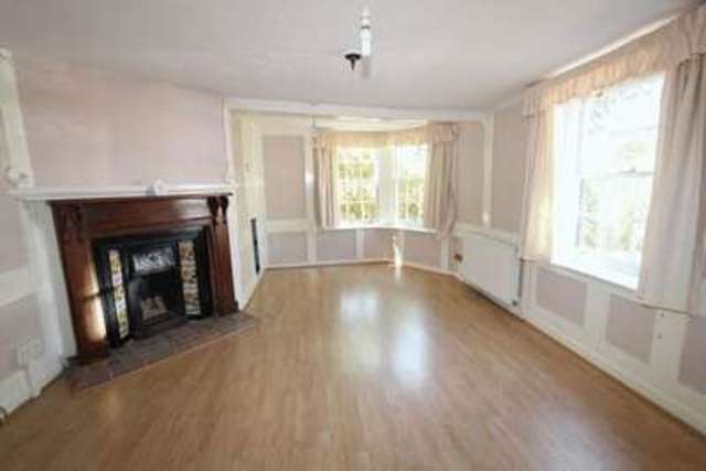  Image of 2 bedroom Semi-Detached house to rent in Old Redbridge Road Southampton SO15 at 45 Old Redbridge Road  Southampton, SO15 0NN