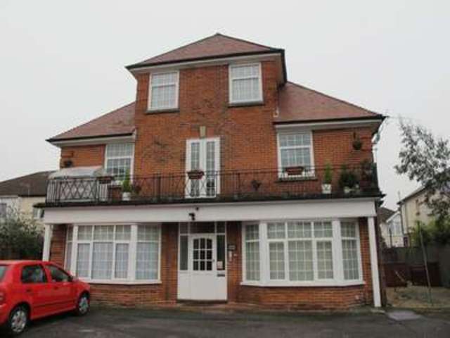 1 Bedroom Flat To Rent In Winchester Road Shirley