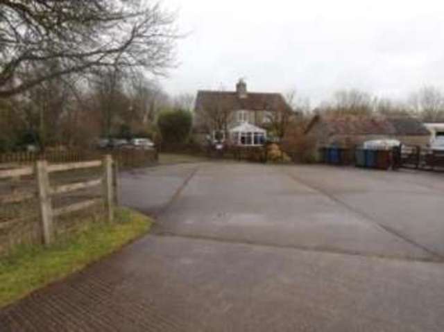  Image of 3 bedroom Detached house for sale in Baynards Green Bicester OX27 at Baynards Green Bicester Baynards Green, OX27 7SG