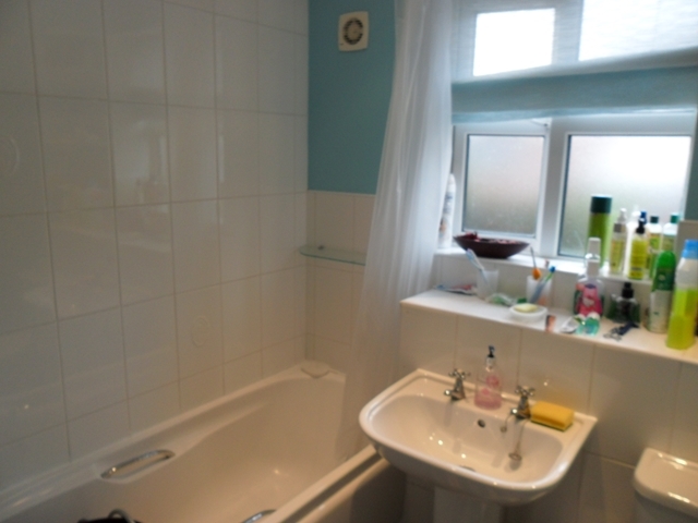  Image of 3 bedroom Semi-Detached house to rent in Gunver Lane Tattenhoe Milton Keynes MK4 at Gunver Lane Tattenhoe Milton Keynes, MK4 3DB