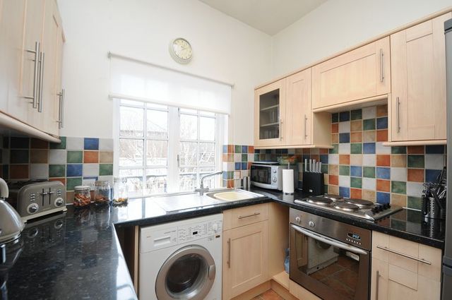  Image of 2 bedroom Flat for sale in Alfredston Place Wantage OX12 at Alfredston Place  Wantage, OX12 8DL