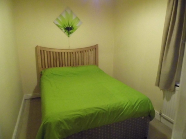  Image of 3 bedroom Terraced house for sale in Armitage Road Armitage Bridge Huddersfield HD4 at Huddersfield West Yorkshire Huddersfield, HD4 7PG
