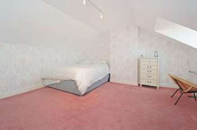  Image of 5 bedroom Semi-Detached house for sale in Belmont Wantage OX12 at Belmont  Wantage, OX12 9AS