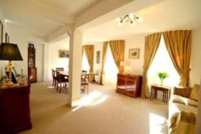  Image of 5 bedroom Detached house for sale in Besford Court Estate Besford Worcester WR8 at Besford Worcester Strensham, WR8 9LZ