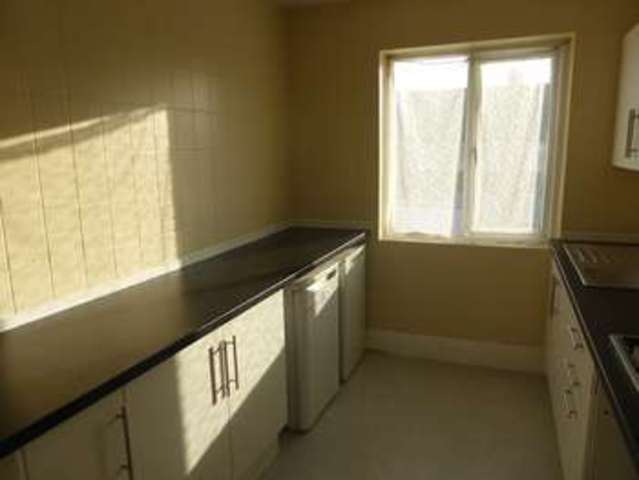  Image of 1 bedroom Flat to rent in Kings Head Lane Bristol BS13 at Kings Head Lane  Bishopsworth, BS13 7BW