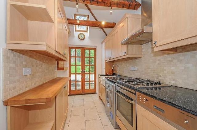  Image of 2 bedroom Detached house to rent in One Tree Hill Road Guildford GU4 at One Tree Hill Road  Guildford, GU4 8PJ