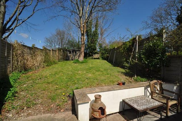  Image of 2 bedroom Detached house to rent in One Tree Hill Road Guildford GU4 at One Tree Hill Road  Guildford, GU4 8PJ