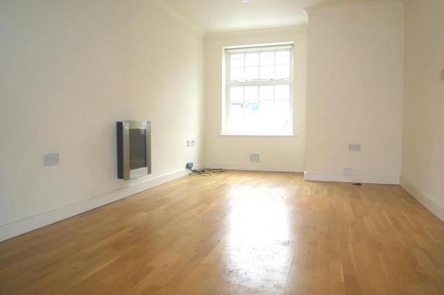  Image of 3 bedroom Detached house to rent in High Street Handcross Haywards Heath RH17 at High Street Handcross Haywards Heath, RH17 6BF