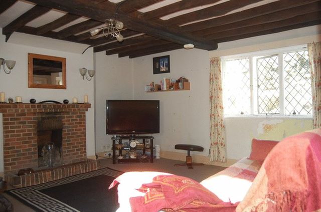  Image of 2 bedroom Detached house for sale in The Soke Alresford SO24 at The Soke  Alresford, SO24 9DB