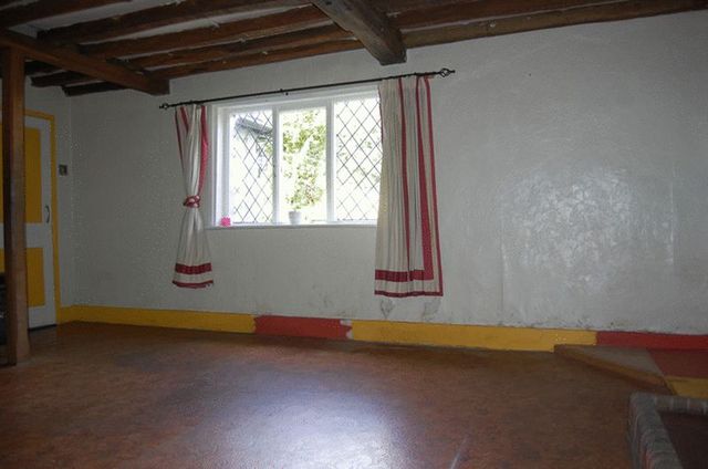  Image of 2 bedroom Detached house for sale in The Soke Alresford SO24 at The Soke  Alresford, SO24 9DB