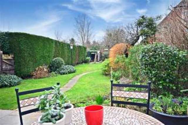  Image of 3 bedroom End of Terrace for sale in Church Walk Headcorn Ashford TN27 at Headcorn Ashford Headcorn, TN27 9NP
