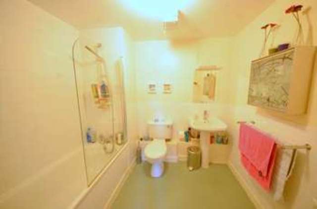  Image of 2 bedroom Apartment for sale in Cottage Road London N7 at Cottage Road  Islington, N7 8TP