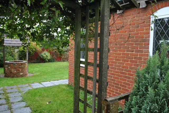  Image of 3 bedroom Terraced house for sale in Maidstone Road Staplehurst Tonbridge TN12 at STAPLEHURST, TN12 0RJ