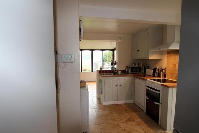  Image of 2 bedroom Detached house to rent in Abinger Lane Abinger Common Dorking RH5 at Abinger Lane Abinger Common Dorking, RH5 6JE