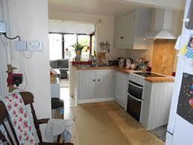  Image of 2 bedroom Detached house to rent in Abinger Lane Abinger Common Dorking RH5 at Abinger Lane Abinger Common Dorking, RH5 6JE