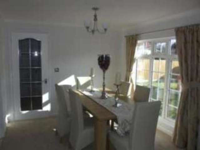  Image of 2 bedroom Bungalow for sale in Grosvenor Park Boroughbridge Road Ripon HG4 at Boroughbridge Road Ripon Ripon, HG4 1UF