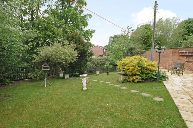  Image of 4 bedroom Semi-Detached house for sale in Mandhill Close Grove Wantage OX12 at Mandhill Close Grove Wantage, OX12 7HY