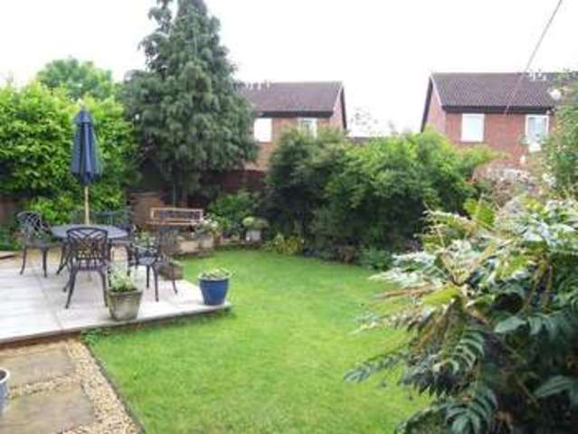  Image of 3 bedroom Detached house for sale in Hermitage Road Abingdon OX14 at Hermitage Road  Abingdon, OX14 5RW