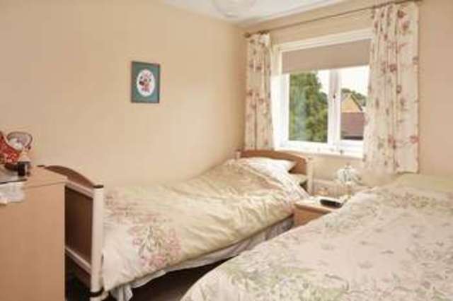 Image of 3 bedroom Detached house for sale in Hermitage Road Abingdon OX14 at Hermitage Road  Abingdon, OX14 5RW